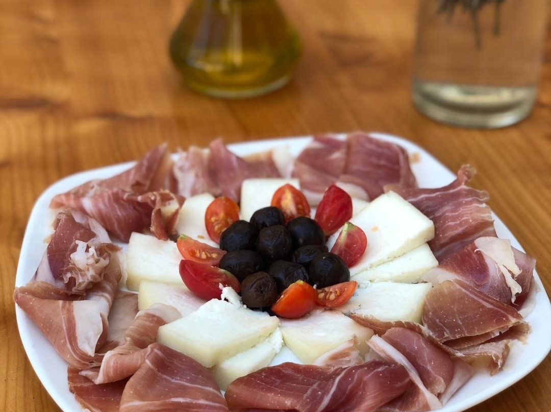 Cipre Winery-伦巴达必去景点