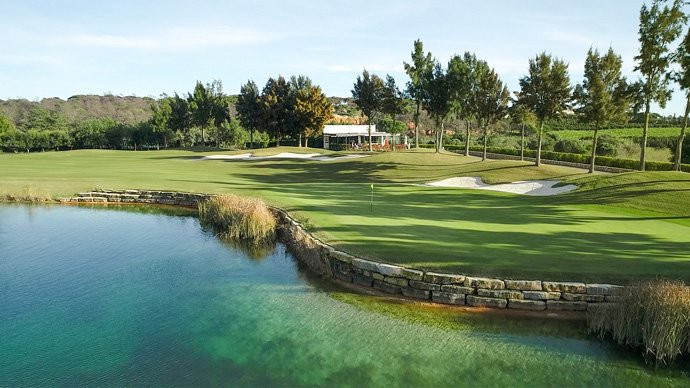 Laranjal Golf Course景点图片