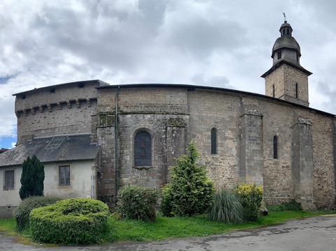 Eglise Saint-pierre-ès-liens-Rancon必去景点