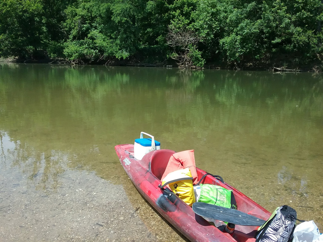 Barefoot Canoe-West Milton必去景点