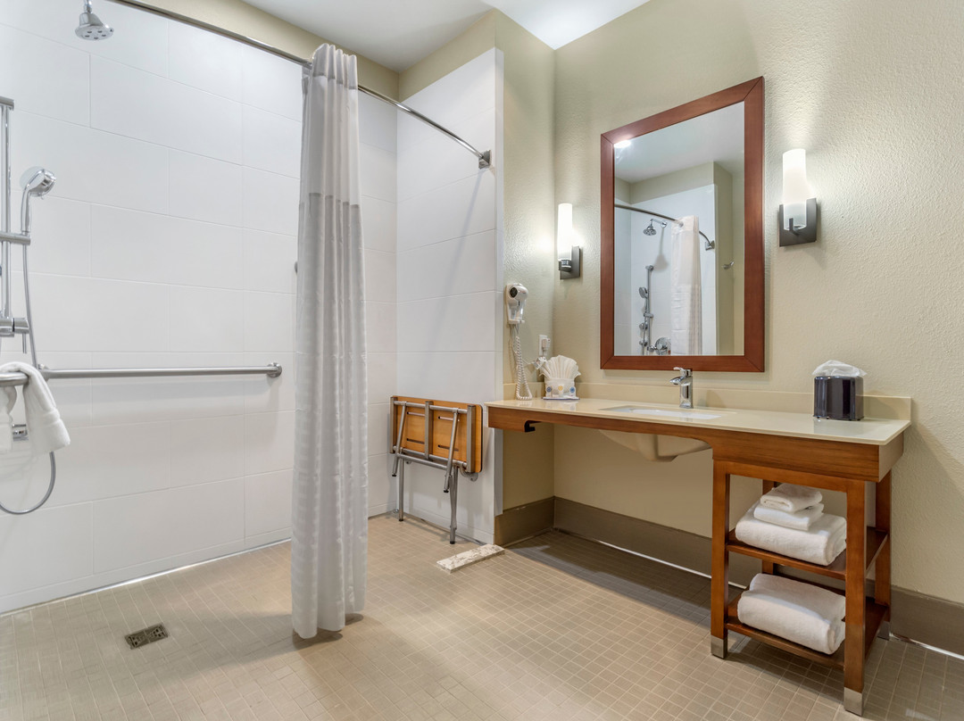 Comfort Inn & Suites Lakewood by JBLM主图