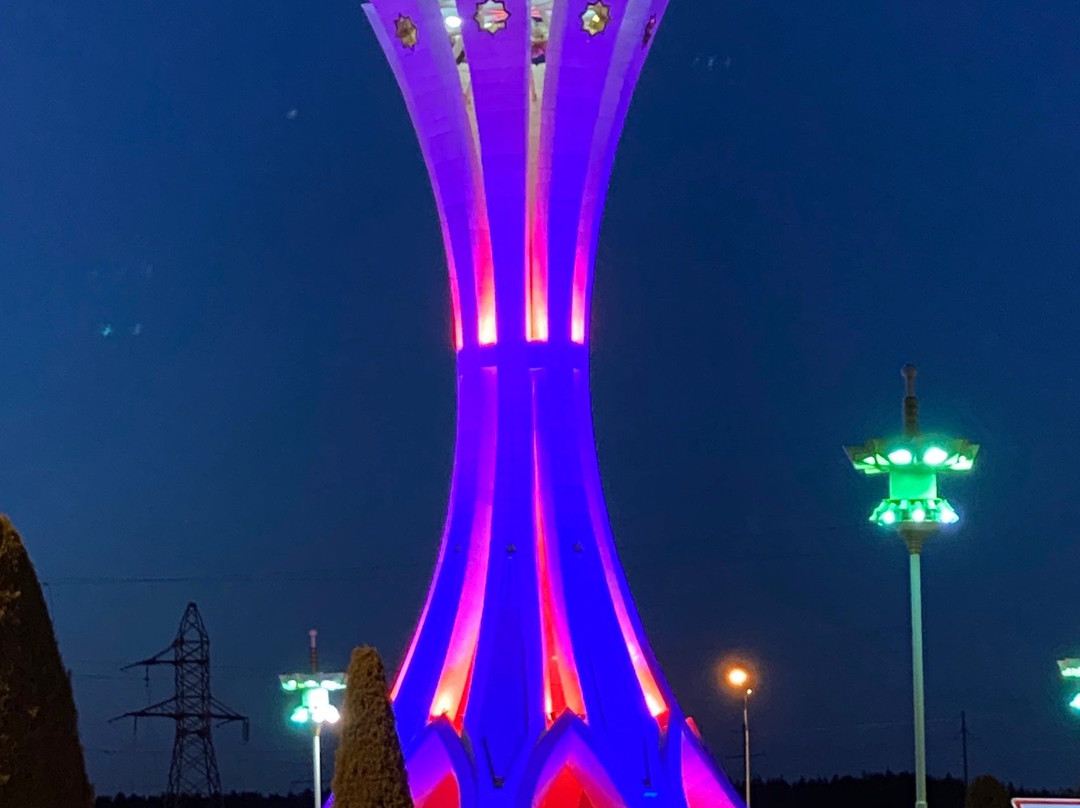 Ylym Monument