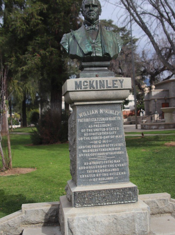 Mckinley Bust-雷德兰兹必去景点