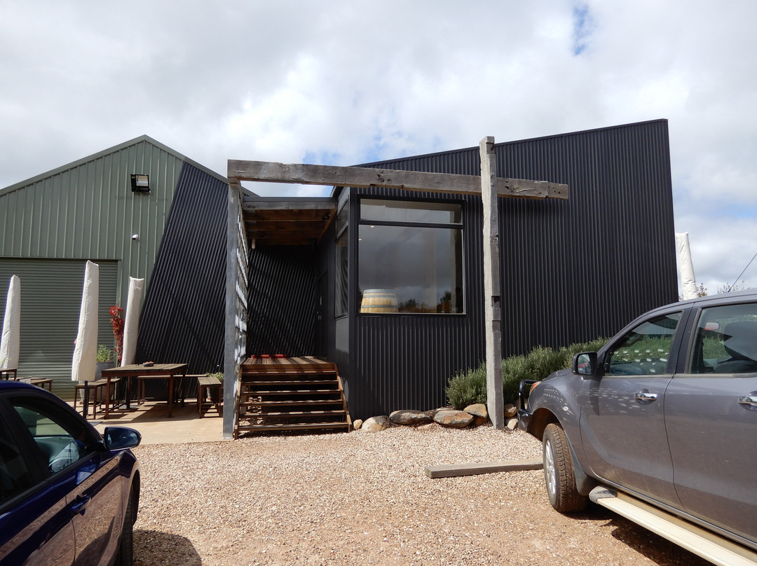 Passing Clouds Winery-戴尔斯福特必去景点