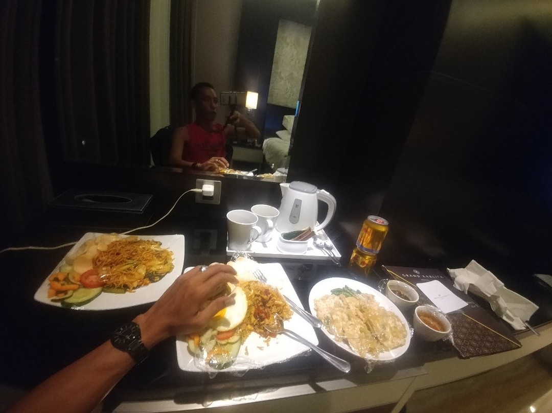 Hotel Grand Karlita Purwokerto主图