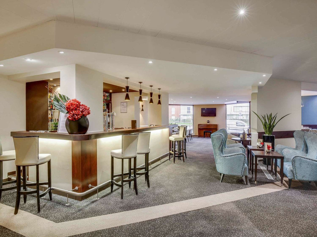 莫勒帕圣昆汀美居酒店主图