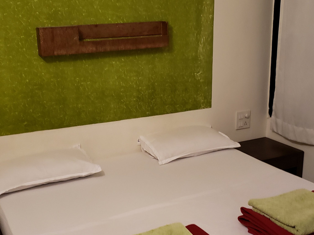 榕树灵魂酒店主图