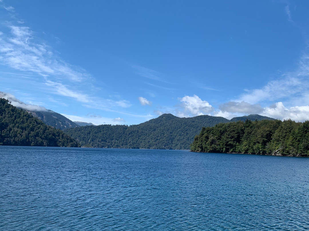 Lago Pirehueico-Puerto Fuy必去景点