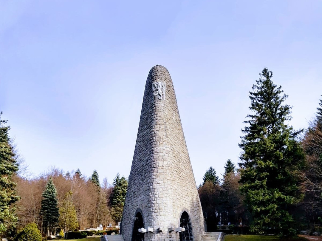 The Memorial and the Cemetery of the Czechoslovak Army in Dukla景点图片