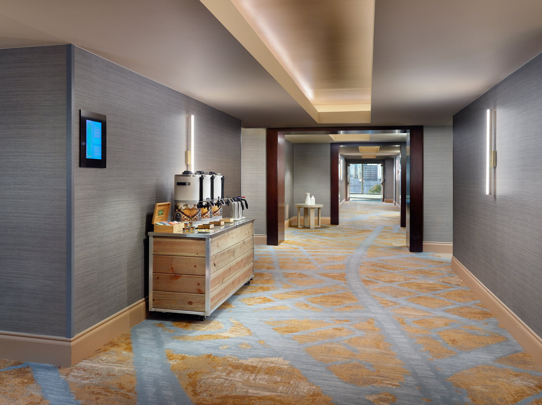 奥姆尼达拉斯酒店主图