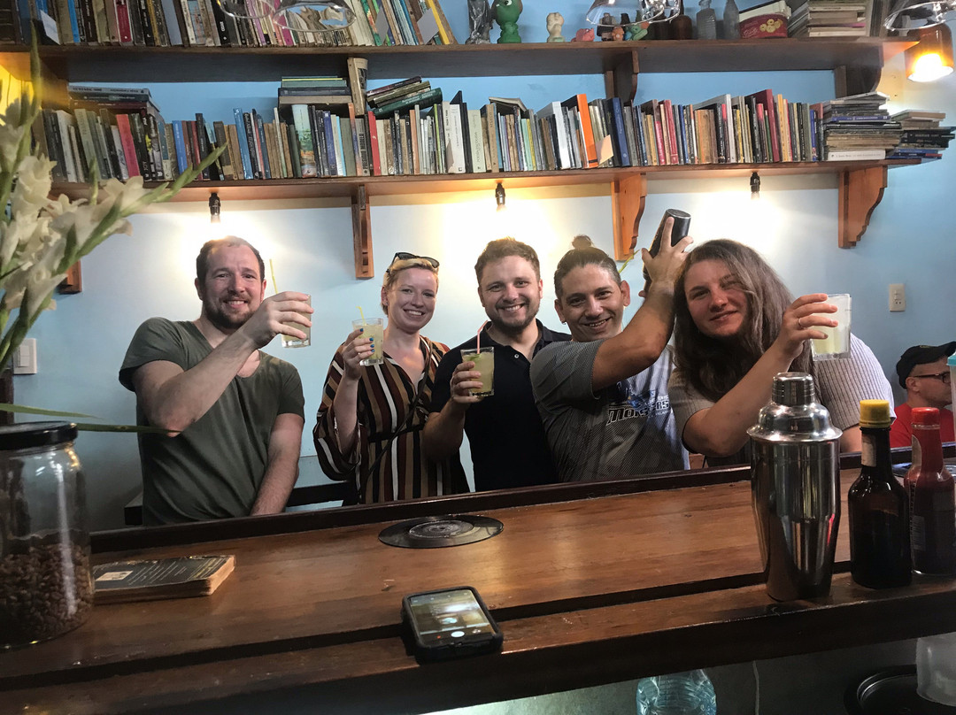 Bohemia Habana Bar Libreria