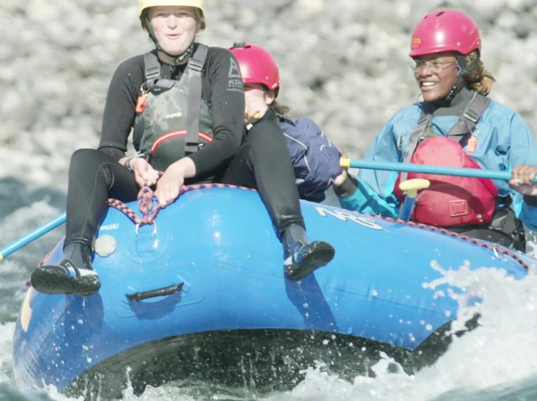 Confluences River Expeditions-Cascade必去景点