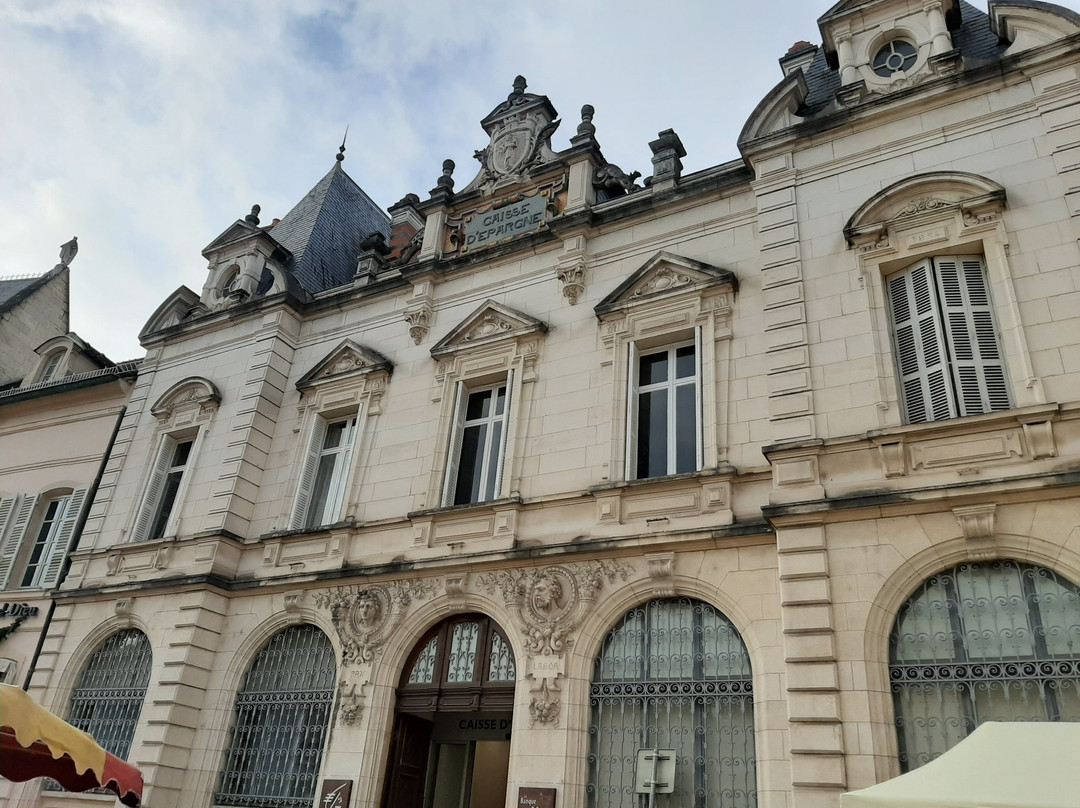 Place de la Halle-博讷必去景点