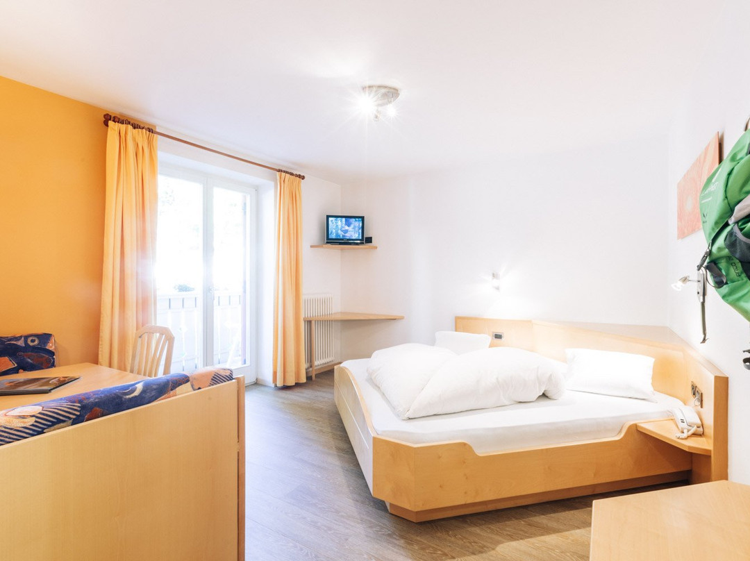 Hotel Zum Lowen-Post主图