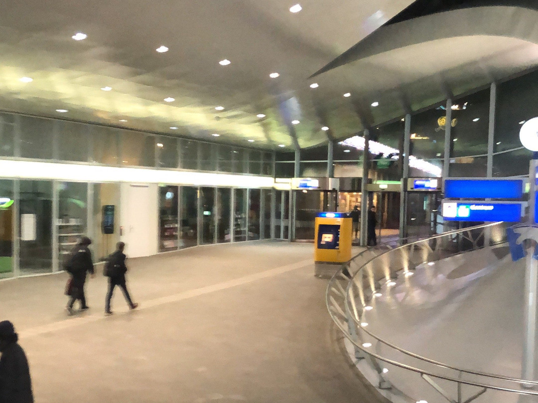 Arnhem Central Station景点图片