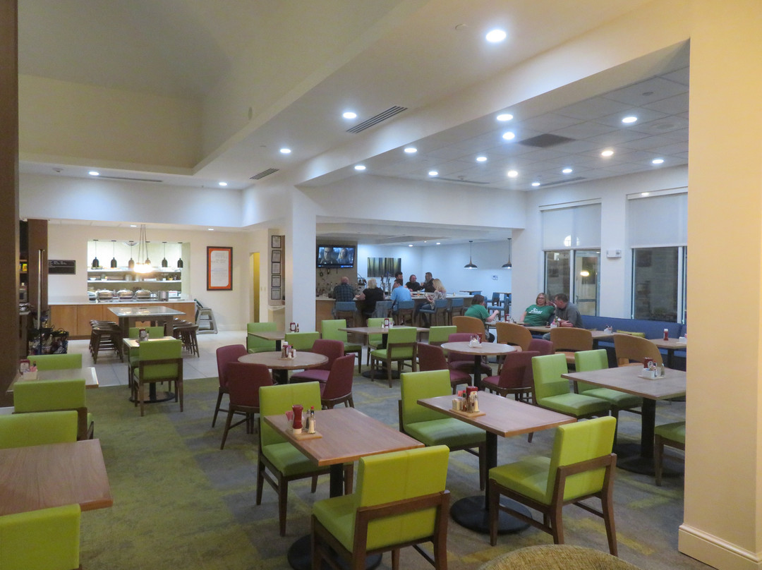 摩根城希尔顿花园旅馆主图