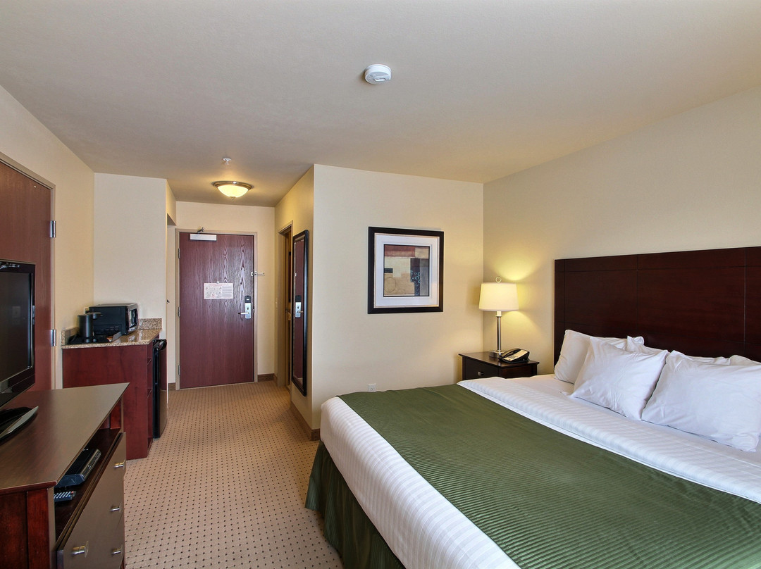 Cobblestone Inn and Suites - Brillion主图