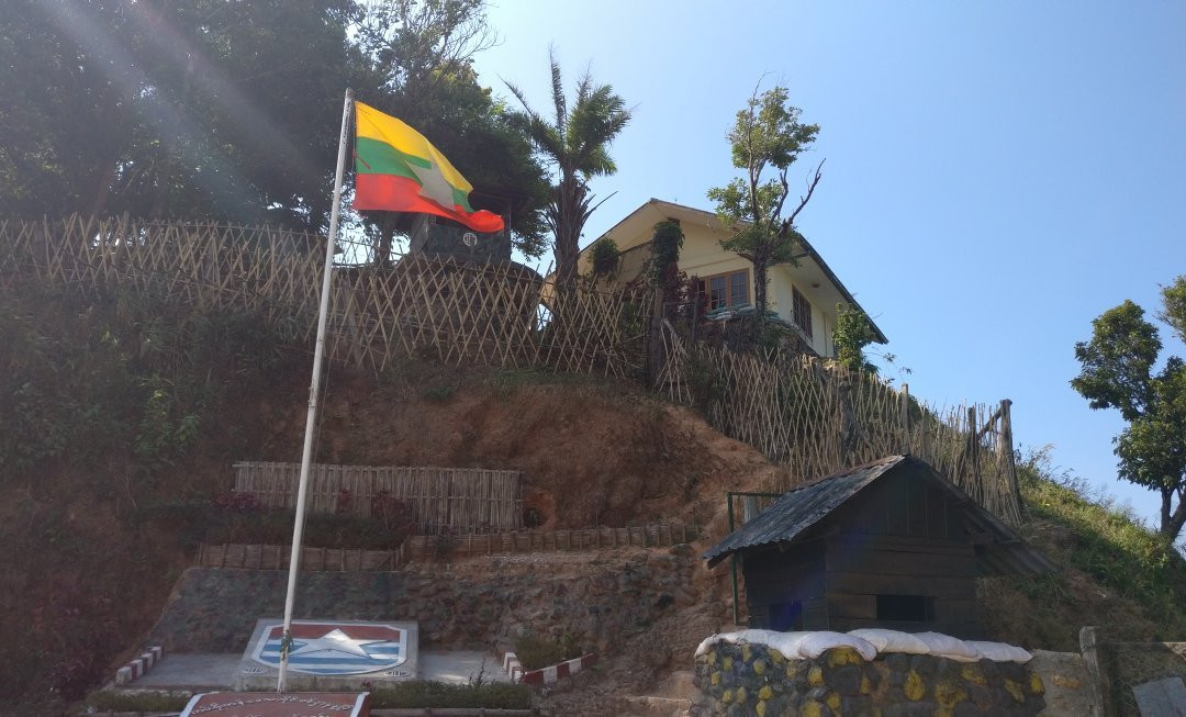 E-Tong Pilok Village景点图片