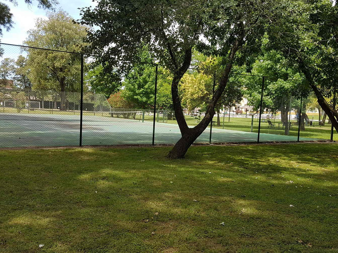 Howard Johnson Resort Pilar主图