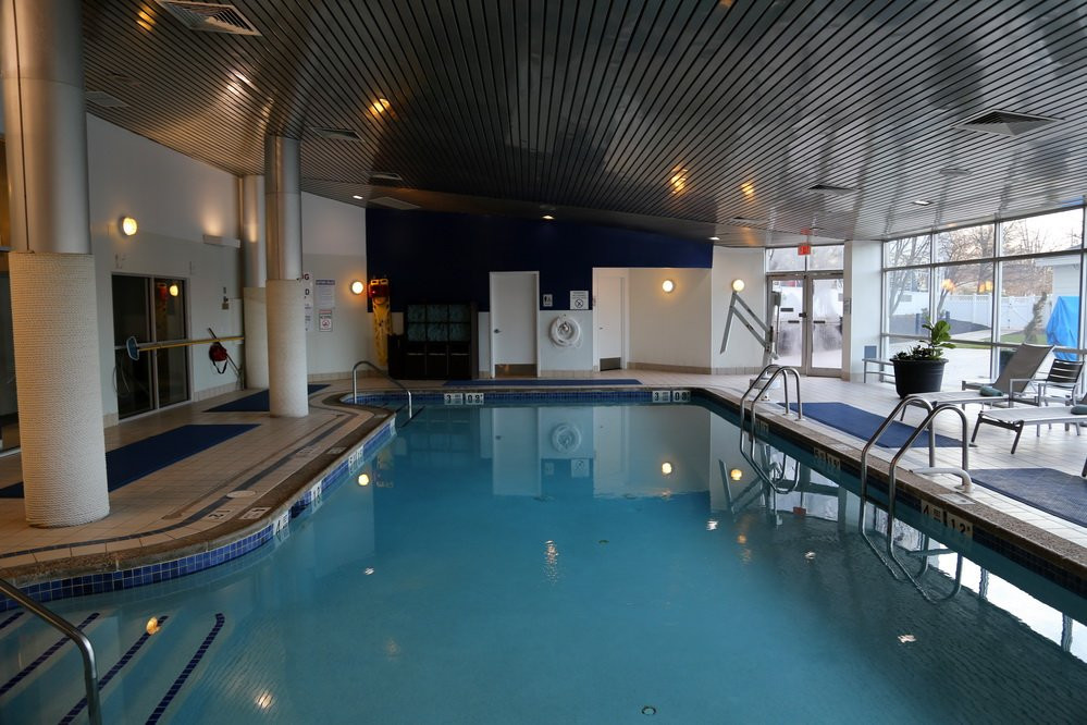 伍德布里奇万丽酒店主图