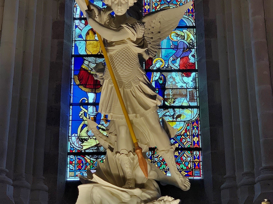 Eglise de St Michel-Saint-Michel-Mont-Mercure必去景点