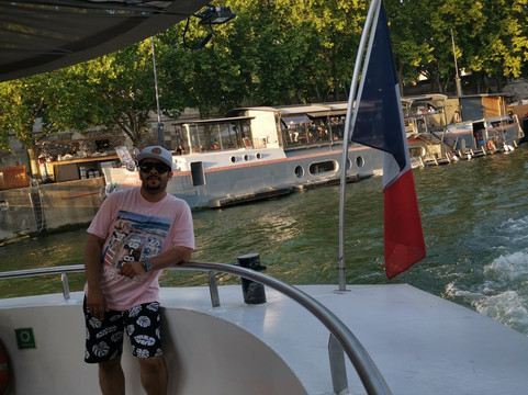 Seine Privee-巴黎必去景点