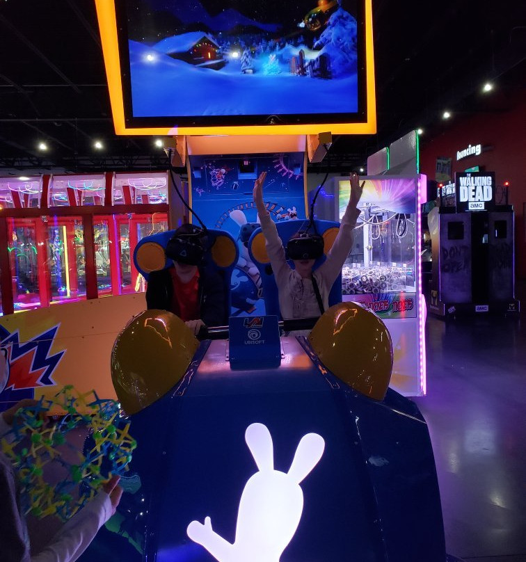 Scene75 Entertainment Center-Brunswick必去景点