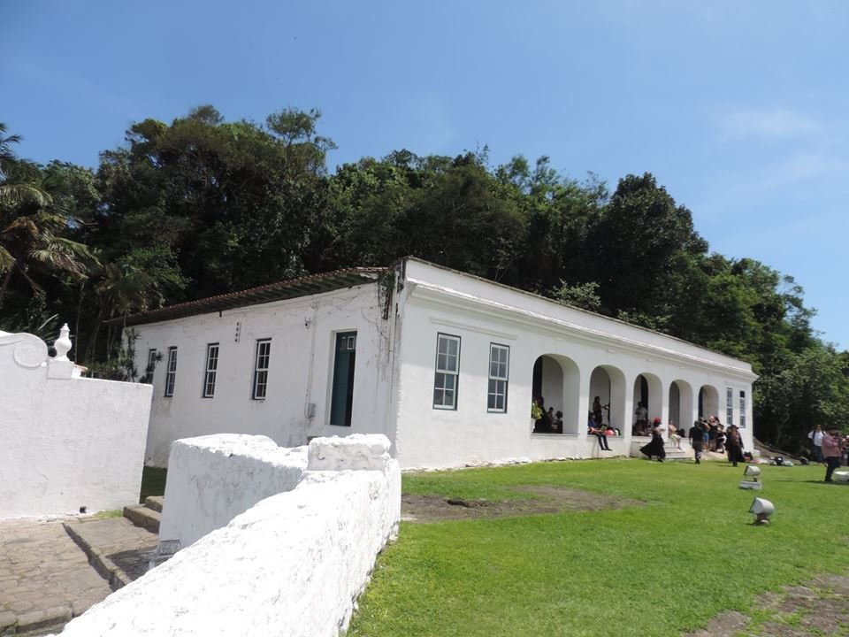 Fortaleza de Santo Amaro da Barra Grande-瓜鲁雅必去景点