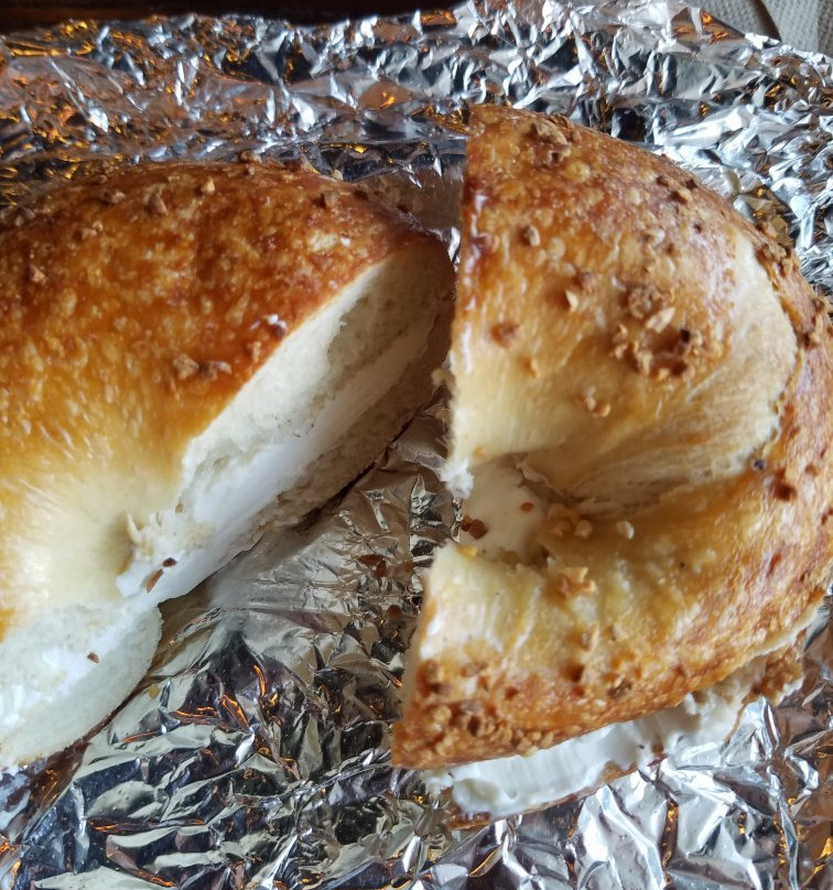 Uber Bagels & Deli