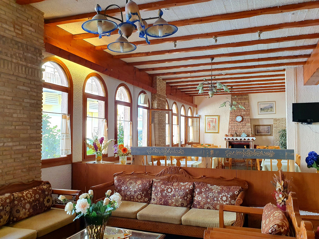 卫城戴尔斐酒店主图