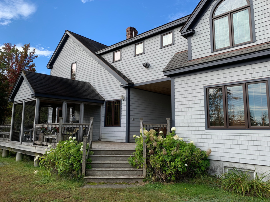 Three Pines Bed & Breakfast and Farm主图