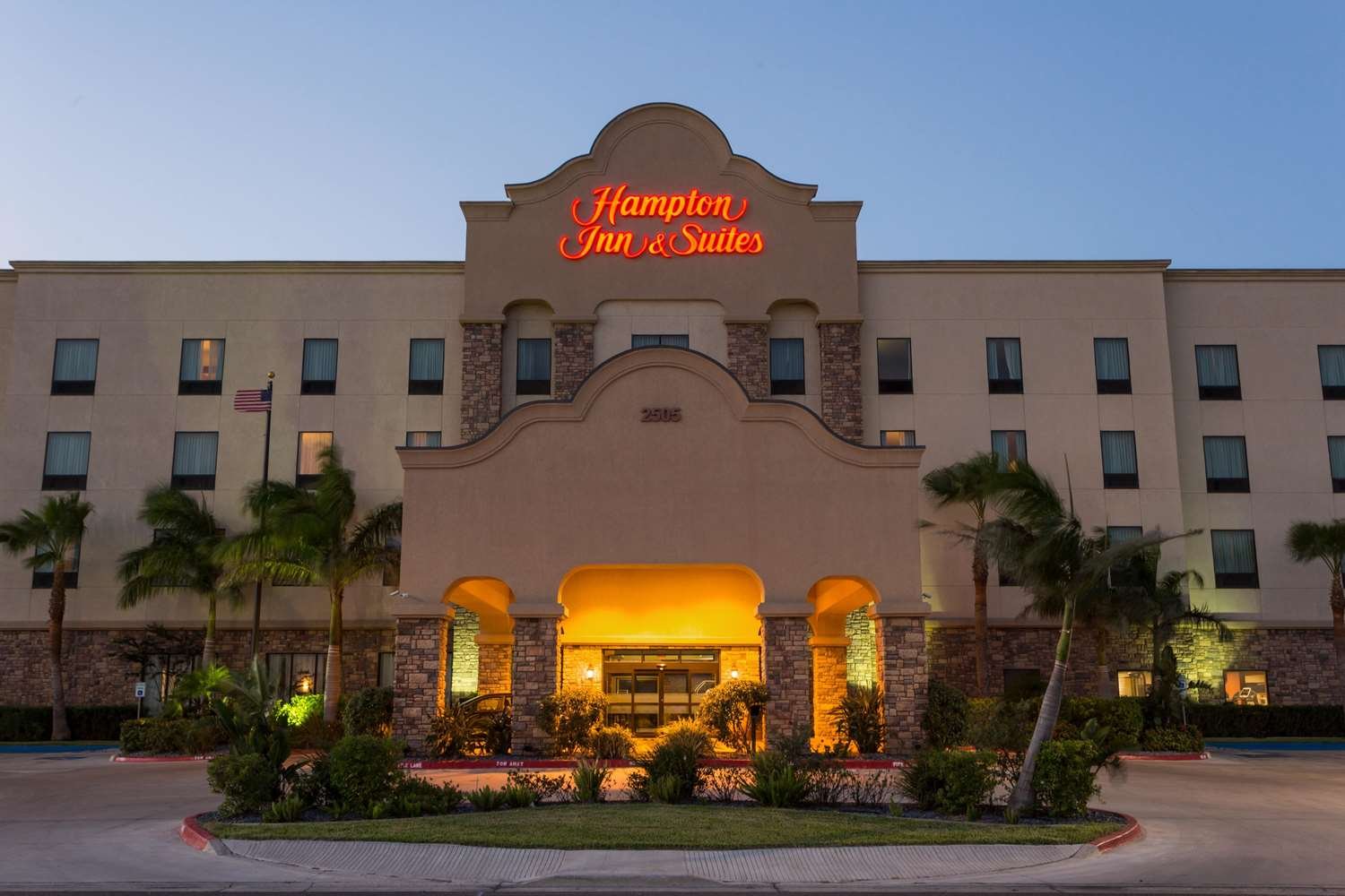 Hampton Inn & Suites Mission-官方