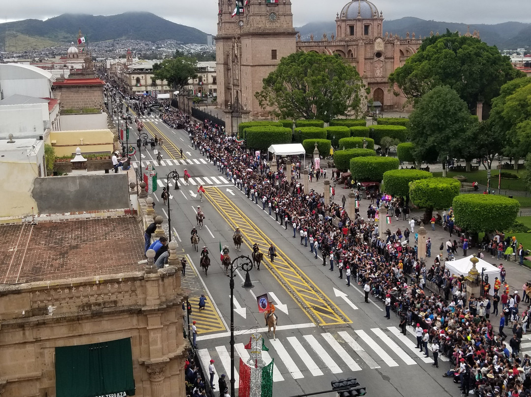Alameda Centro Historico Hotel主图