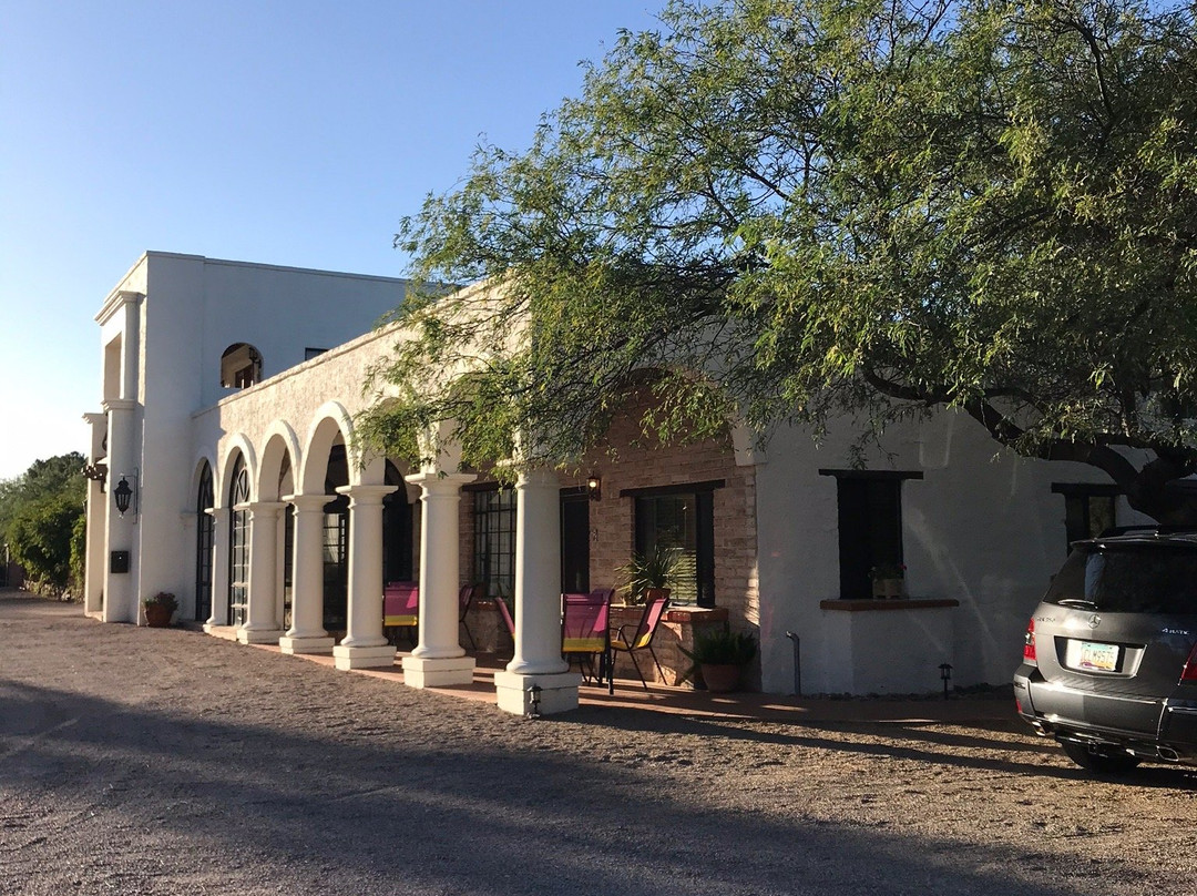 Tubac Secret Garden Inn主图