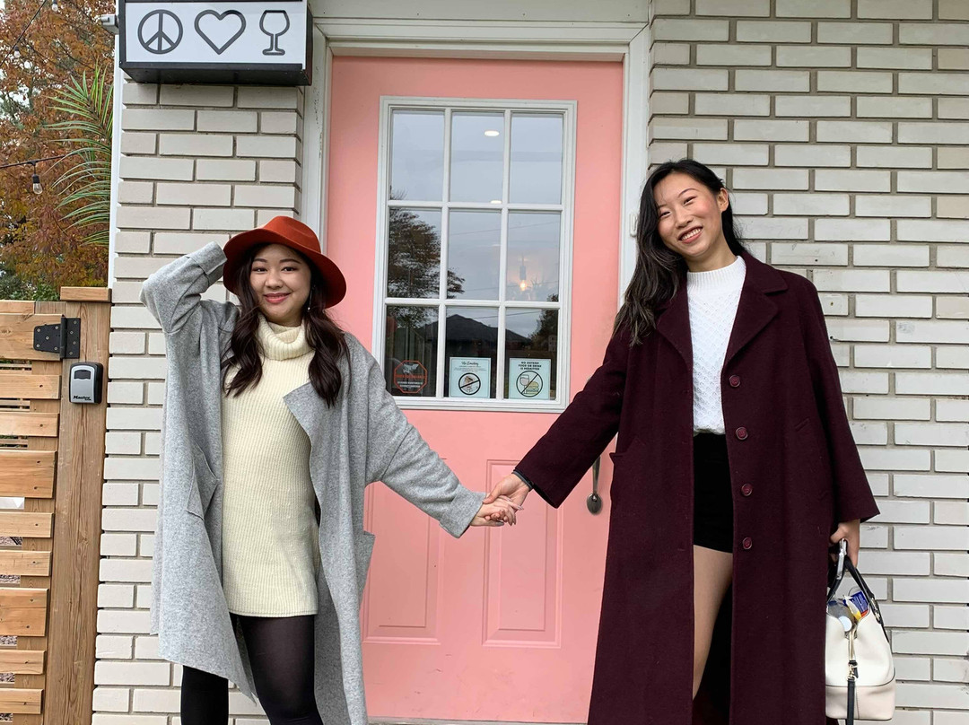 The June Motel主图