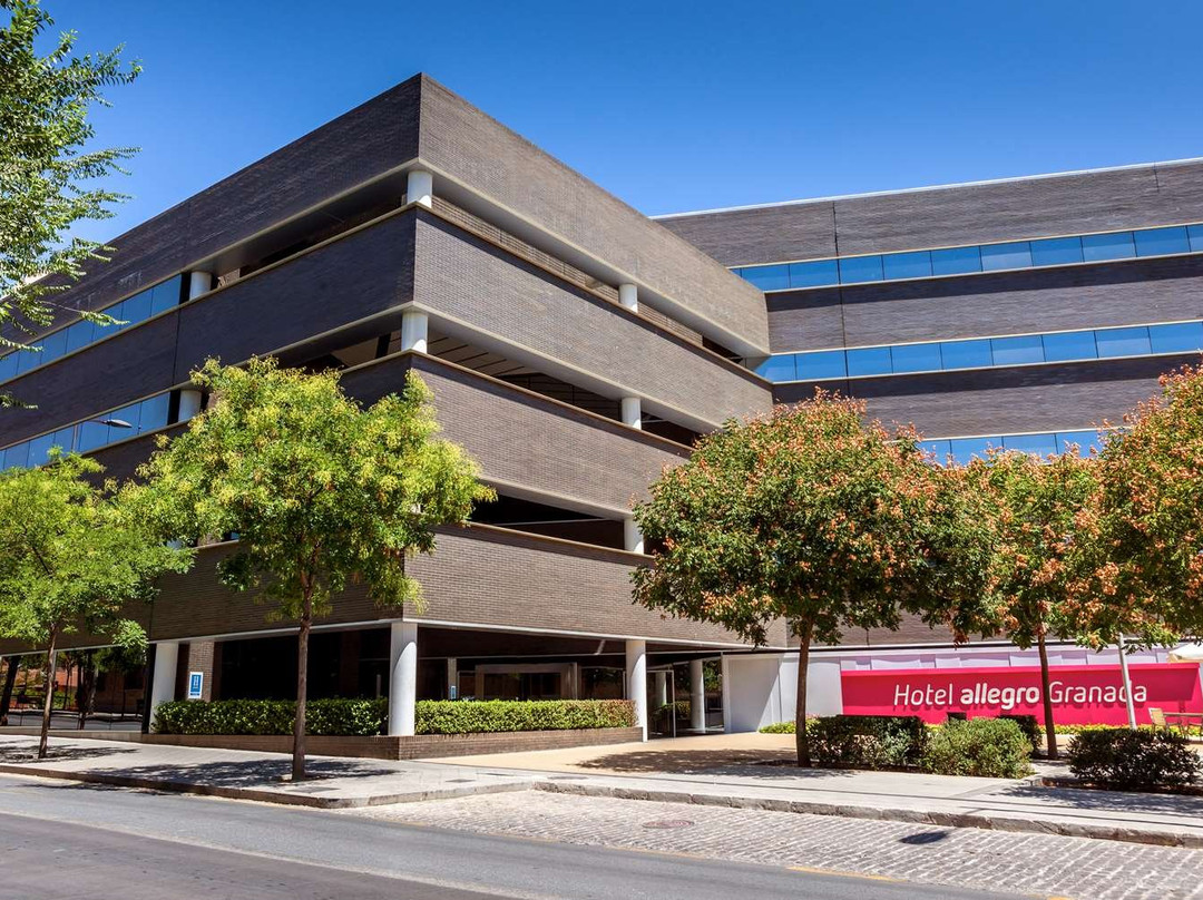 格拉纳达酒店主图