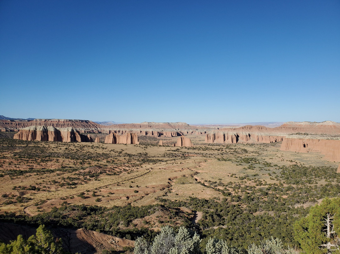 Cathedral Valley-圆顶礁国家公园必去景点