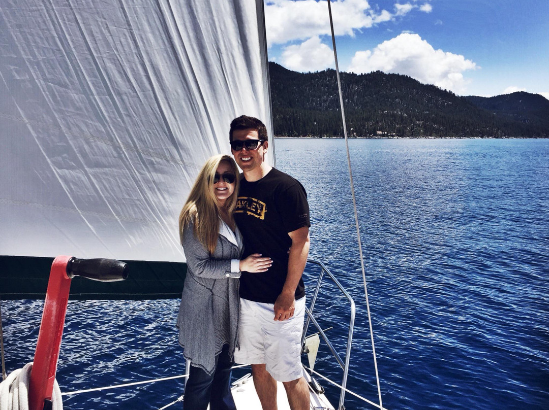 Sailboat John's Tahoe Sailing Adventures-因克莱恩村必去景点