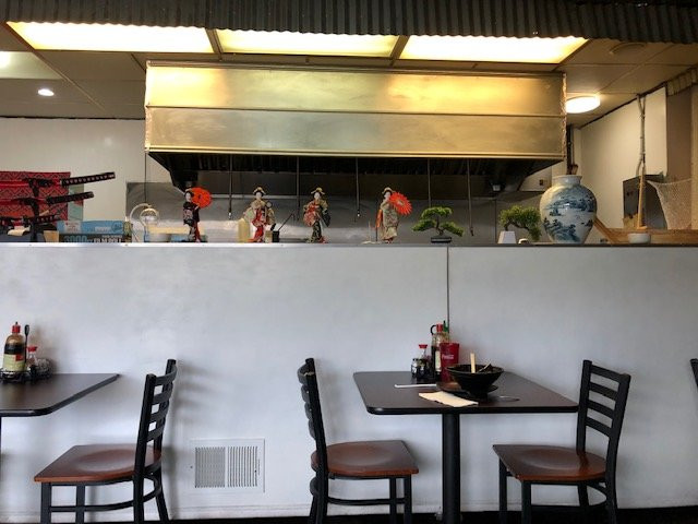 Pho & Japanese Sushi