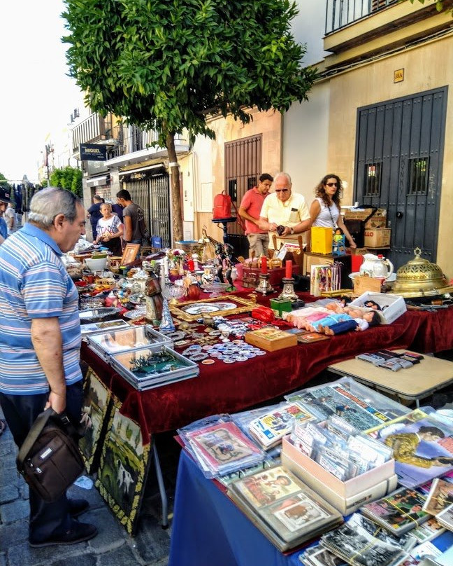 Mercadillo Historico El Jueves景点图片