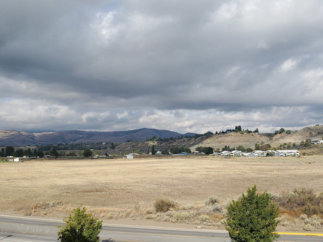 奥马克贝斯特韦斯特普勒斯胡椒树旅馆主图