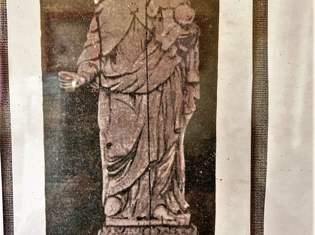 Église Saint-André-Rosnay必去景点