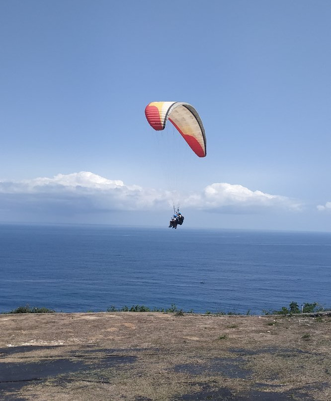 Nyang Nyang Paragliding景点图片