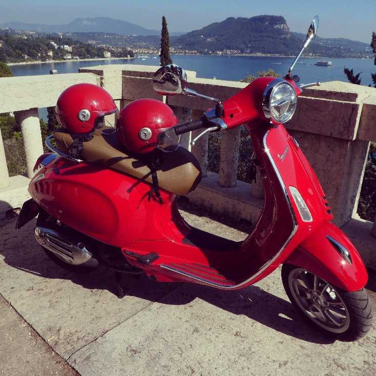 Bella Bici - Bike & Vespa Rental景点图片