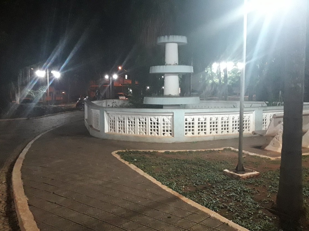 Praça Leovegildo Salles景点图片