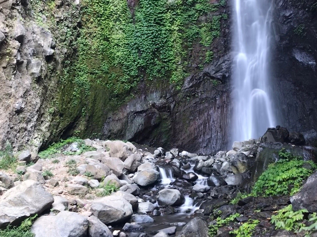 Les Waterfall景点图片