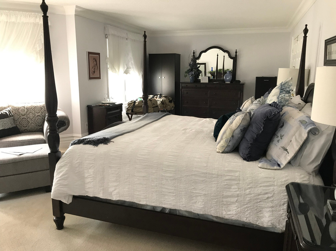 Molly's Retreat B and B主图