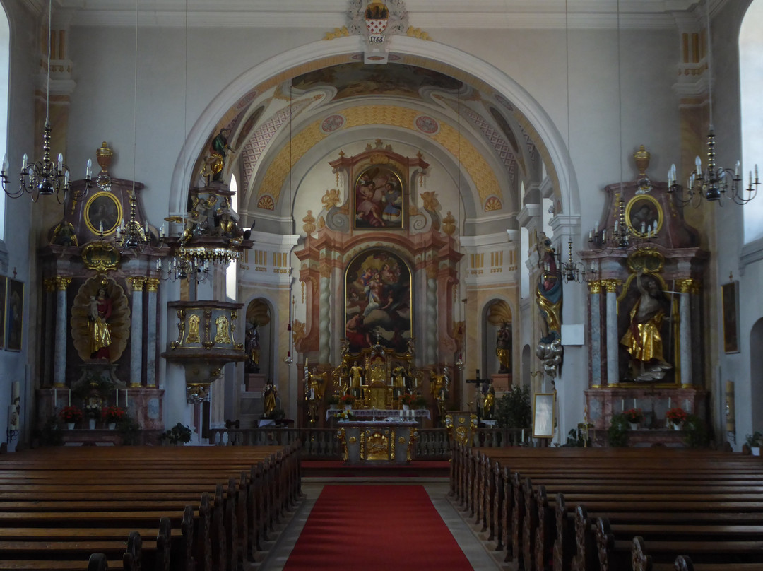 Pfarrkirche St. Laurentius景点图片