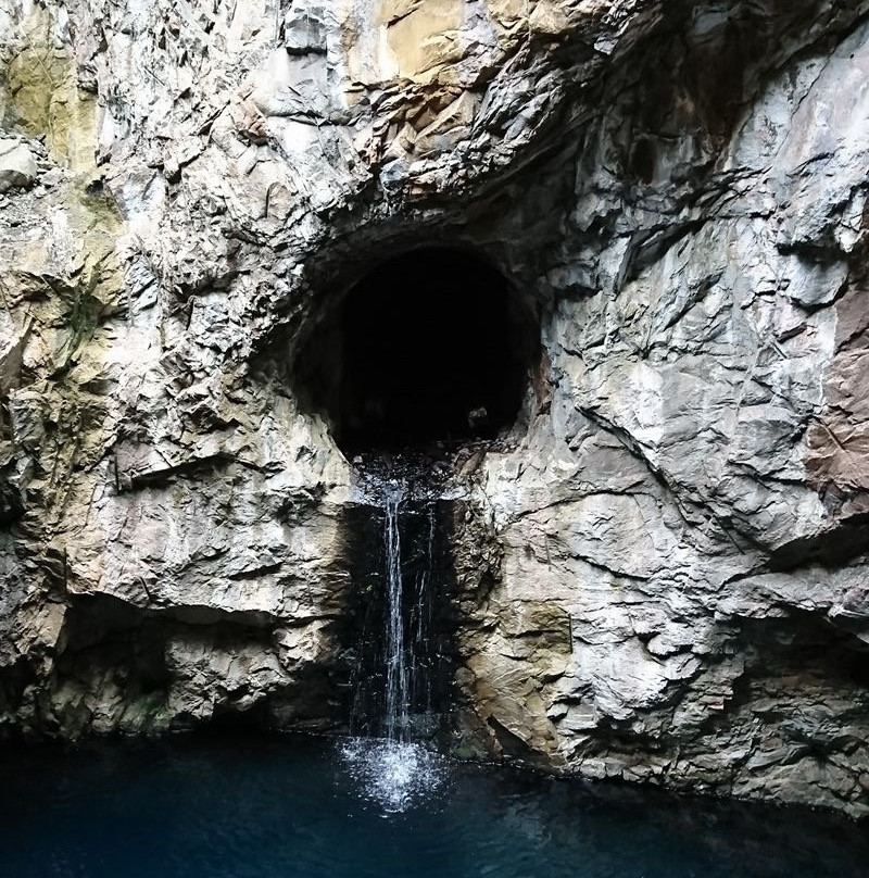 Blå Grottan景点图片