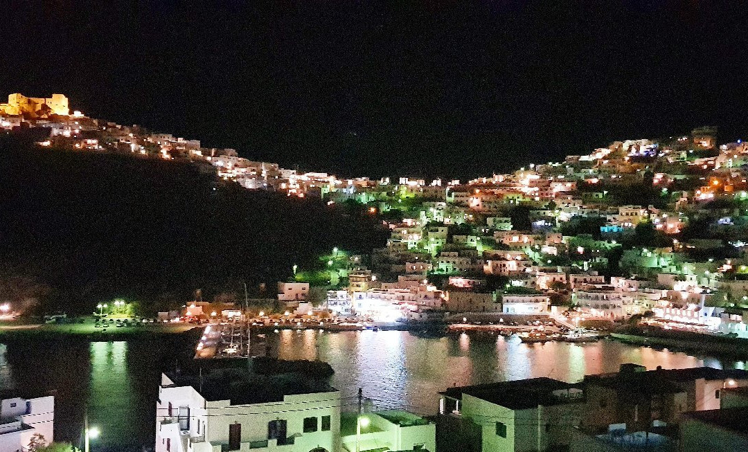 Hotel Ixthioessa主图